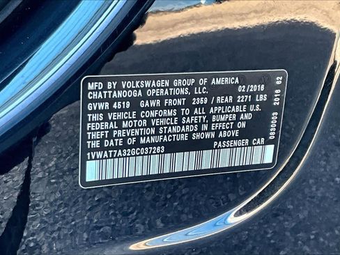 Used 2016 Volkswagen Passat 1.8T R-Line image 33