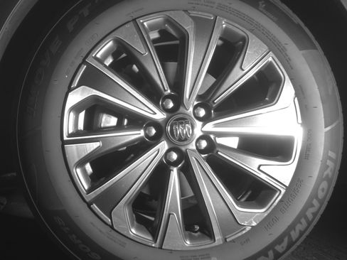 Used 2024 Buick Envision Preferred AWD/4WD image 12