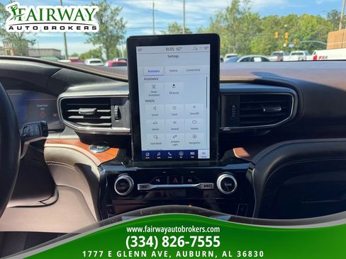 Used 2023 Ford Explorer King Ranch w/ Technology Package AWD/4WD image 23