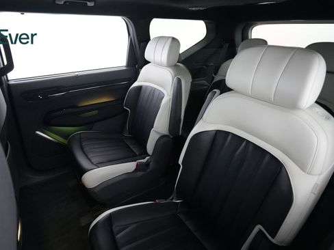 Used 2024 Kia EV9 GT-Line image 24