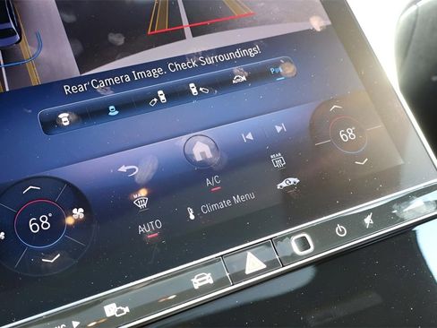 Used 2025 Mercedes-Benz C 300 4MATIC Sedan image 57