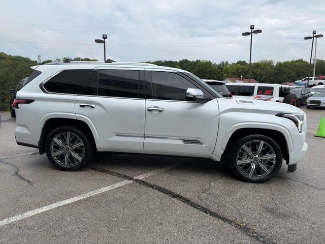 Used 2023 Toyota Sequoia Capstone AWD/4WD image 8