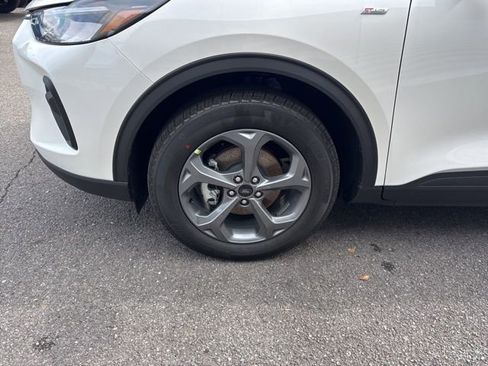 New 2025 Ford Escape ST-Line w/ Equipment Group 301A image 10