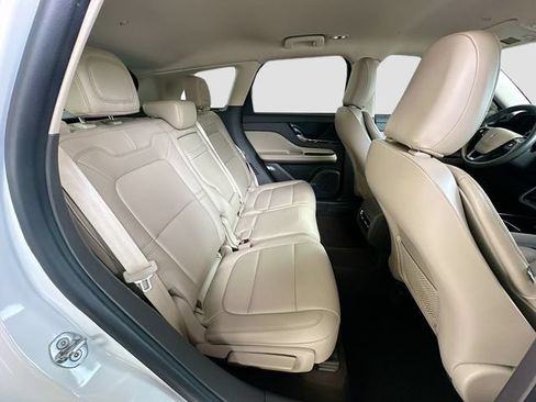 Used 2021 Lincoln Corsair FWD image 26