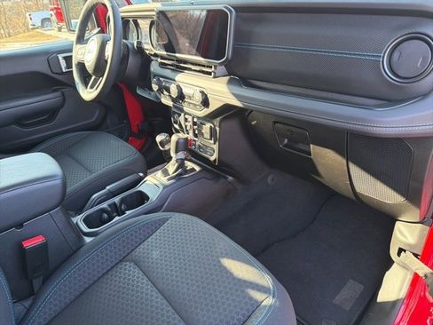 Used 2025 Jeep Wrangler Unlimited Rubicon 4xe w/ Safety Group image 34