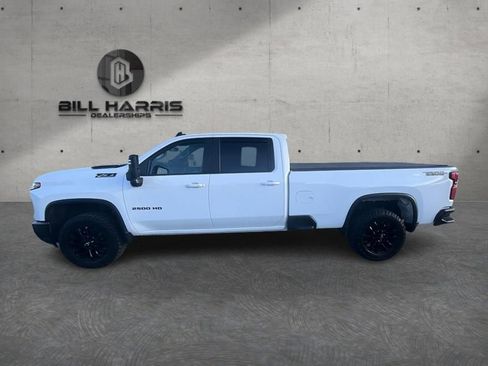 Used 2025 Chevrolet Silverado 2500 LT w/ Trail Boss Package AWD/4WD image 9