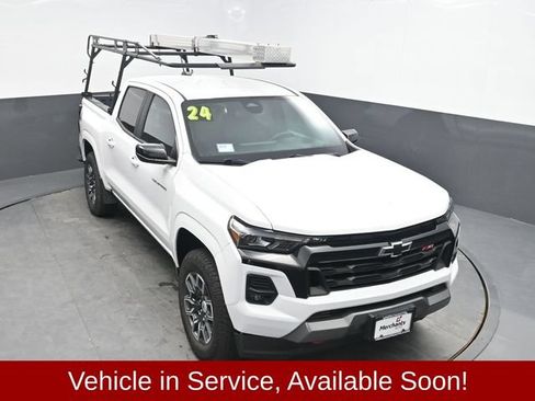 Used 2024 Chevrolet Colorado Z71 w/ Advanced Trailering Package AWD/4WD image 27