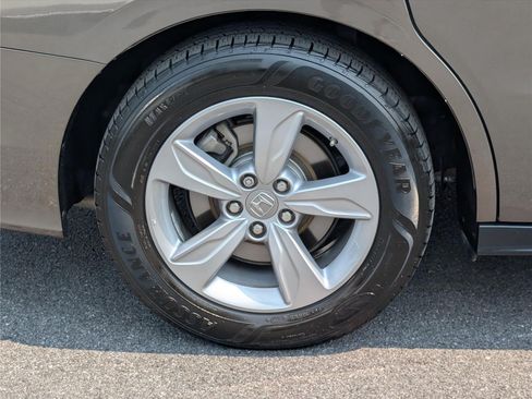 Used 2020 Honda Odyssey EX image 9
