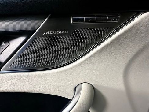 Used 2026 Jaguar F-PACE R-Dynamic S image 11