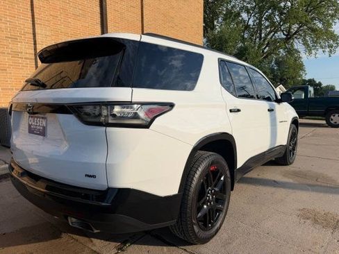 Used 2020 Chevrolet Traverse Premier w/ Redline Edition AWD/4WD image 4