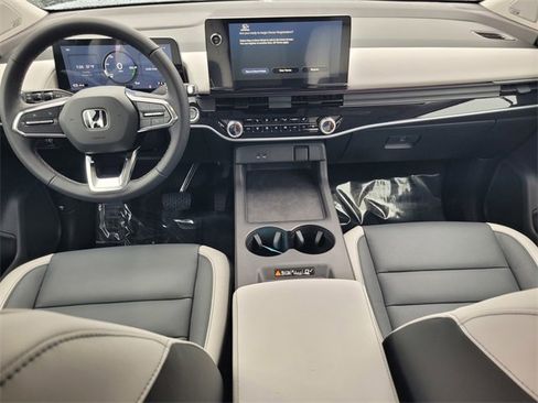 New 2025 Honda Prologue Touring image 10