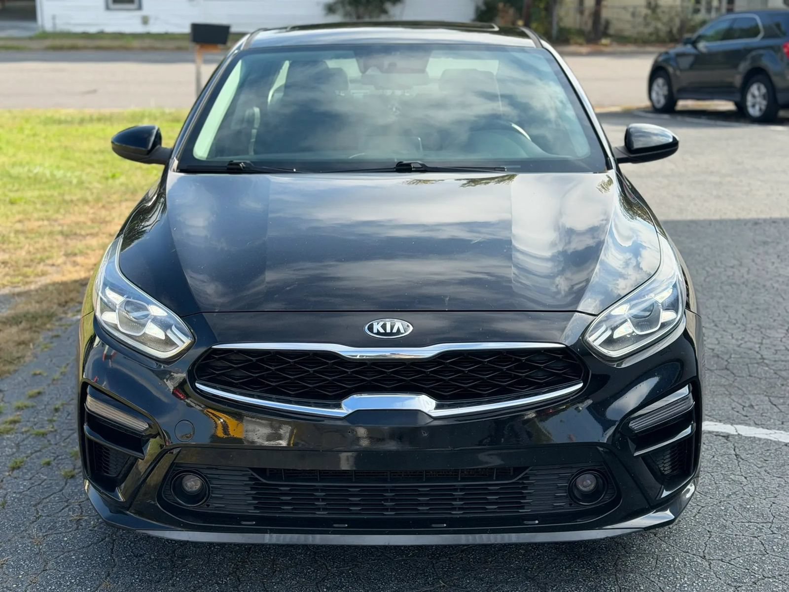 Used 2019 Kia Forte S w/ S Premium Package FWD image 2