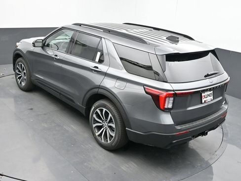 New 2026 Ford Explorer ST-Line AWD/4WD image 38