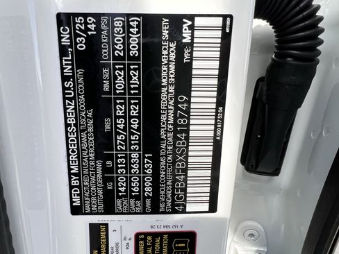 Certified 2025 Mercedes-Benz GLE 350 4MATIC image 37