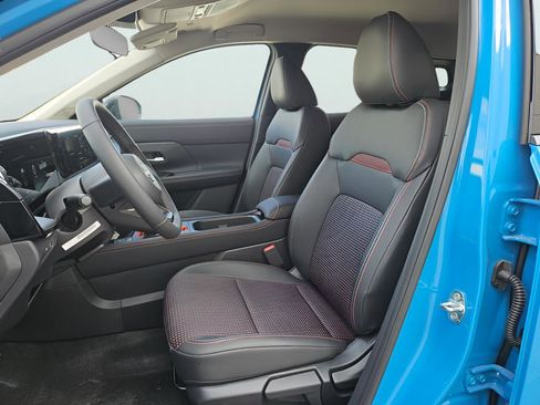 New 2026 Nissan Kicks SR FWD image 10