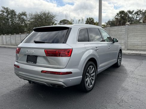 Used 2019 Audi Q7 3.0T Prestige w/ Prestige Package image 6