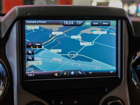 Used 2016 Ford F250 Lariat w/ Lariat Interior Package image 21