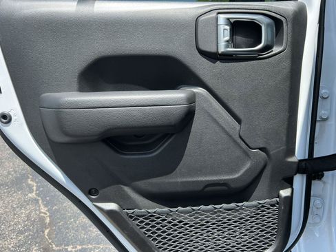 Used 2023 Jeep Wrangler Unlimited Sport AWD/4WD image 35