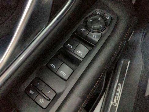 Used 2021 GMC Yukon AT4 w/ AT4 Premium Plus Package AWD/4WD image 27