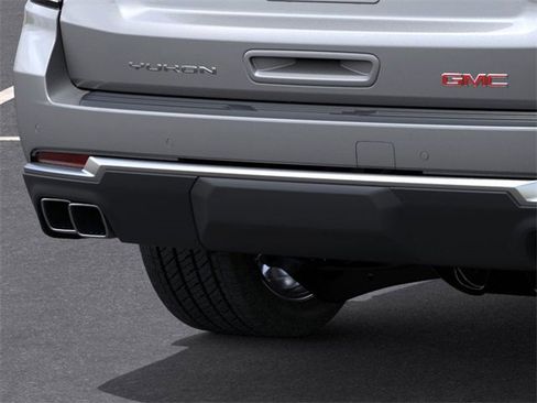 New 2026 GMC Yukon Denali w/ Denali Reserve Package image 14