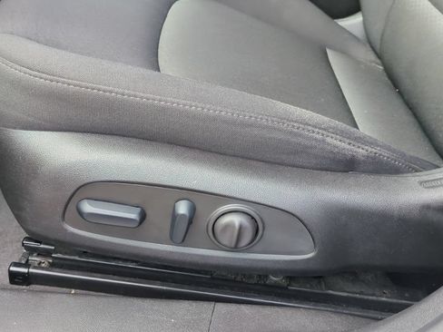 Used 2024 Chevrolet Malibu LT FWD image 12