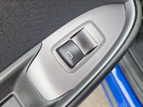 Used 2023 Chevrolet Malibu LS FWD image 12