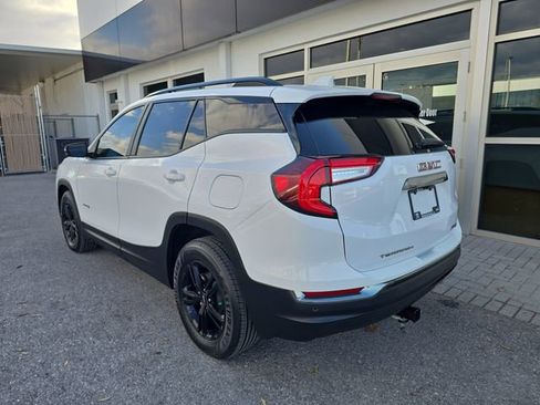 Certified 2022 GMC Terrain AT4 w/ Infotainment Package II AWD/4WD image 5