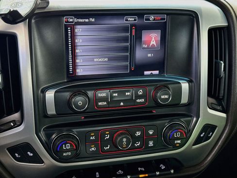 Used 2015 GMC Sierra 1500 SLT w/ SLT Crew Cab Value Package AWD/4WD image 10