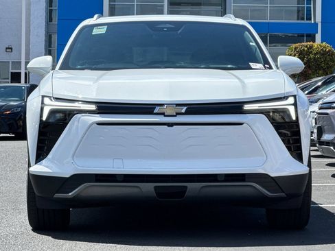 Used 2024 Chevrolet Blazer EV LT AWD/4WD image 10
