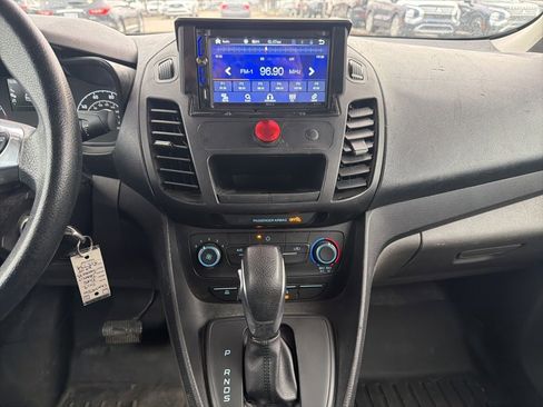 Used 2019 Ford Transit Connect XL image 12