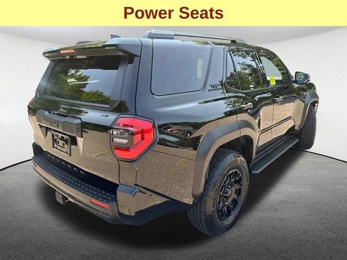Used 2025 Toyota 4Runner TRD Off-Road Premium AWD/4WD image 10