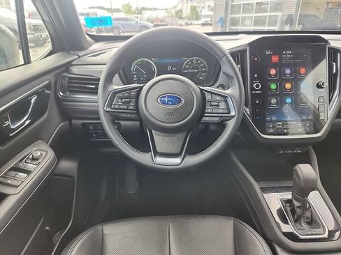 Used 2025 Subaru Forester Limited AWD/4WD image 9