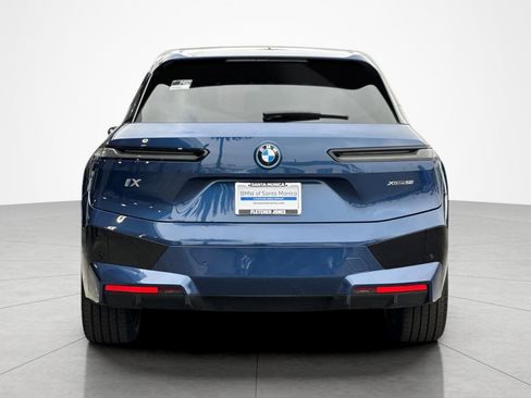 Used 2023 BMW iX xDrive50 w/ Premium Package AWD/4WD image 4