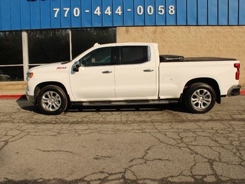 Used 2024 Chevrolet Silverado 1500 LTZ AWD/4WD image 20