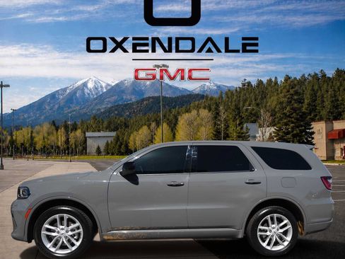 Used 2025 Dodge Durango GT w/ Trailer Tow Group IV AWD/4WD image 5