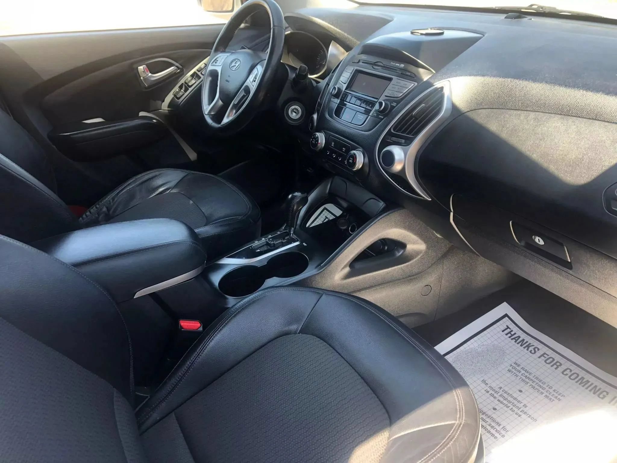 Used 2011 Hyundai Tucson GLS FWD image 9