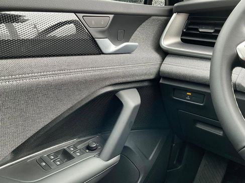 New 2026 Volkswagen Tiguan S image 24