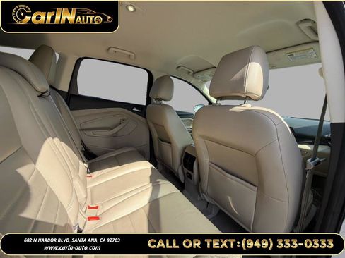 Used 2015 Ford Escape Titanium FWD image 14
