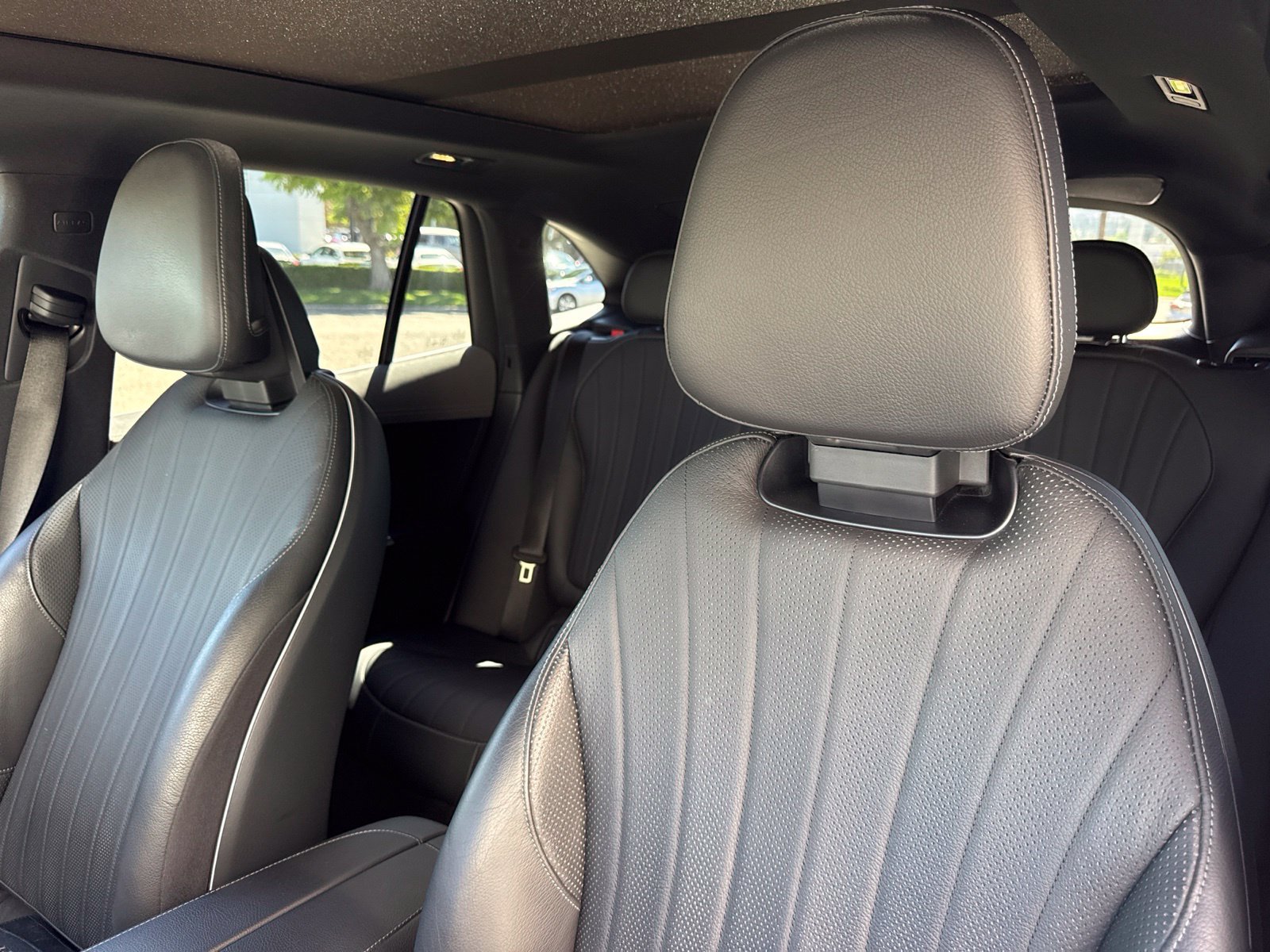 Used 2023 Mercedes-Benz EQE 500 4MATIC SUV image 28