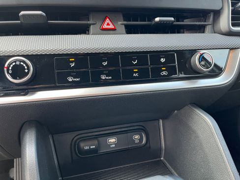 Used 2024 Kia Sportage LX image 24