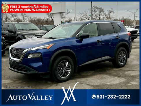 Used 2021 Nissan Rogue S AWD/4WD image 3