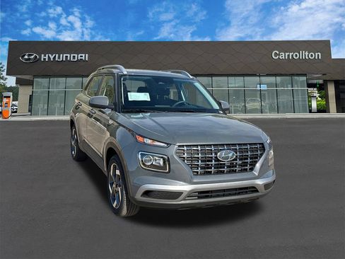 New 2026 Hyundai Venue SEL FWD image 4