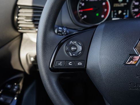 New 2025 Mitsubishi Eclipse Cross LE image 21