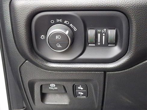 Used 2022 RAM 1500 Laramie image 25