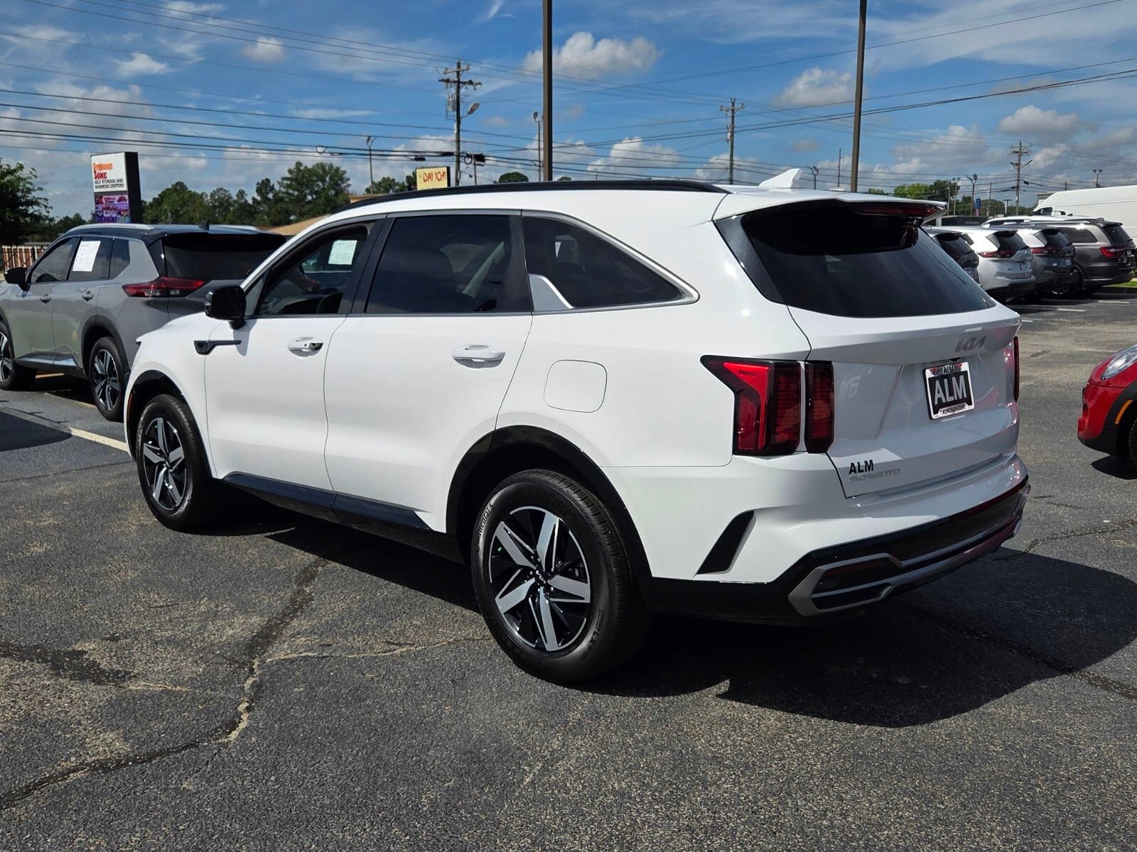 Used 2023 Kia Sorento EX FWD image 10