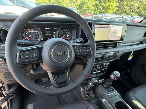 New 2026 Jeep Wrangler Unlimited Rubicon AWD/4WD image 21