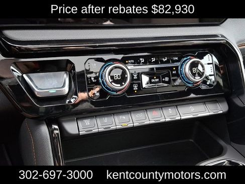 New 2026 GMC Sierra 2500 AT4 w/ AT4 Premium Plus Package AWD/4WD image 16