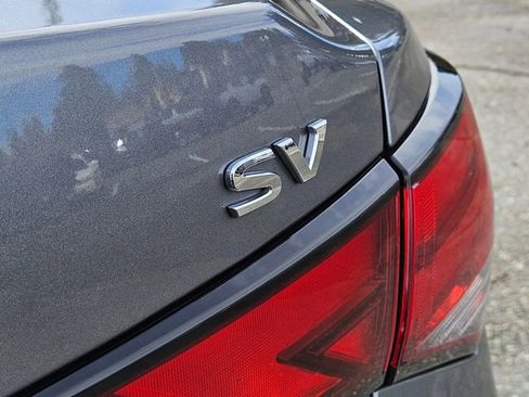 Used 2023 Nissan Sentra SV image 11