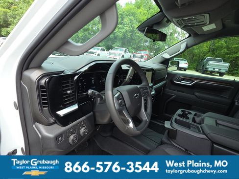New 2026 Chevrolet Silverado 1500 RST w/ RST Select Package AWD/4WD image 15