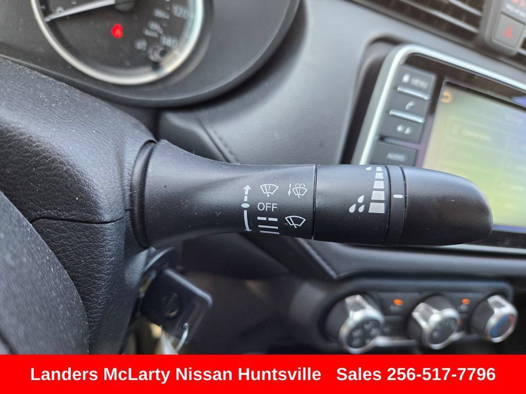 Used 2025 Nissan Versa S w/ Trunk Package FWD image 22